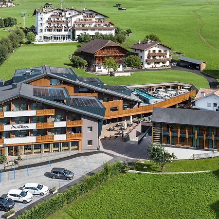 Hotel Alpenroyal Castelrotto Esterno foto