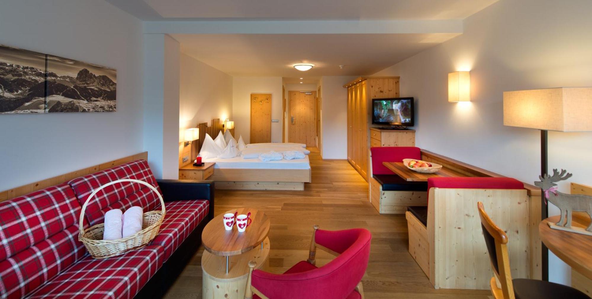 Hotel Alpenroyal Castelrotto Esterno foto
