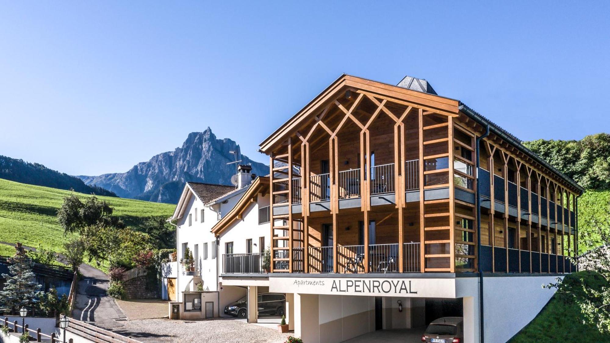 Hotel Alpenroyal Castelrotto Esterno foto