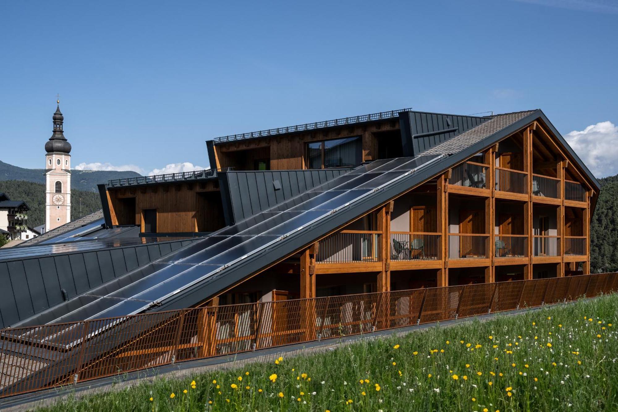 Hotel Alpenroyal Castelrotto Esterno foto